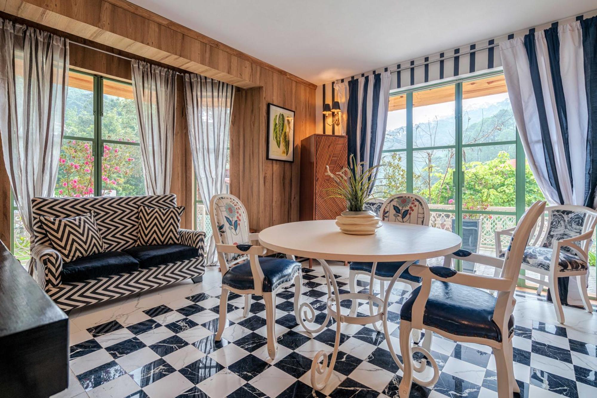 Casa Bhimtal Villa Екстериор снимка